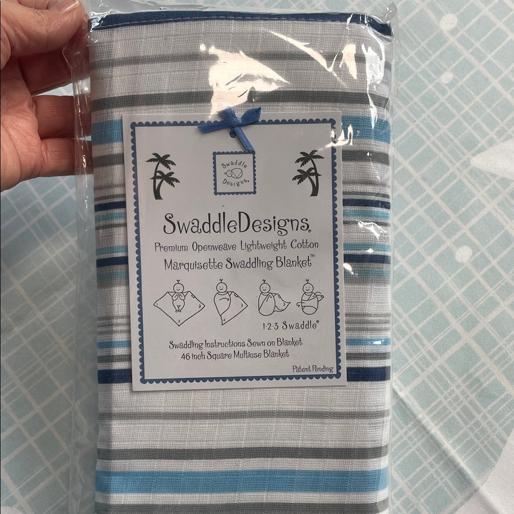 Swaddle Designs Blue and White Cotton Swaddle Blanket
